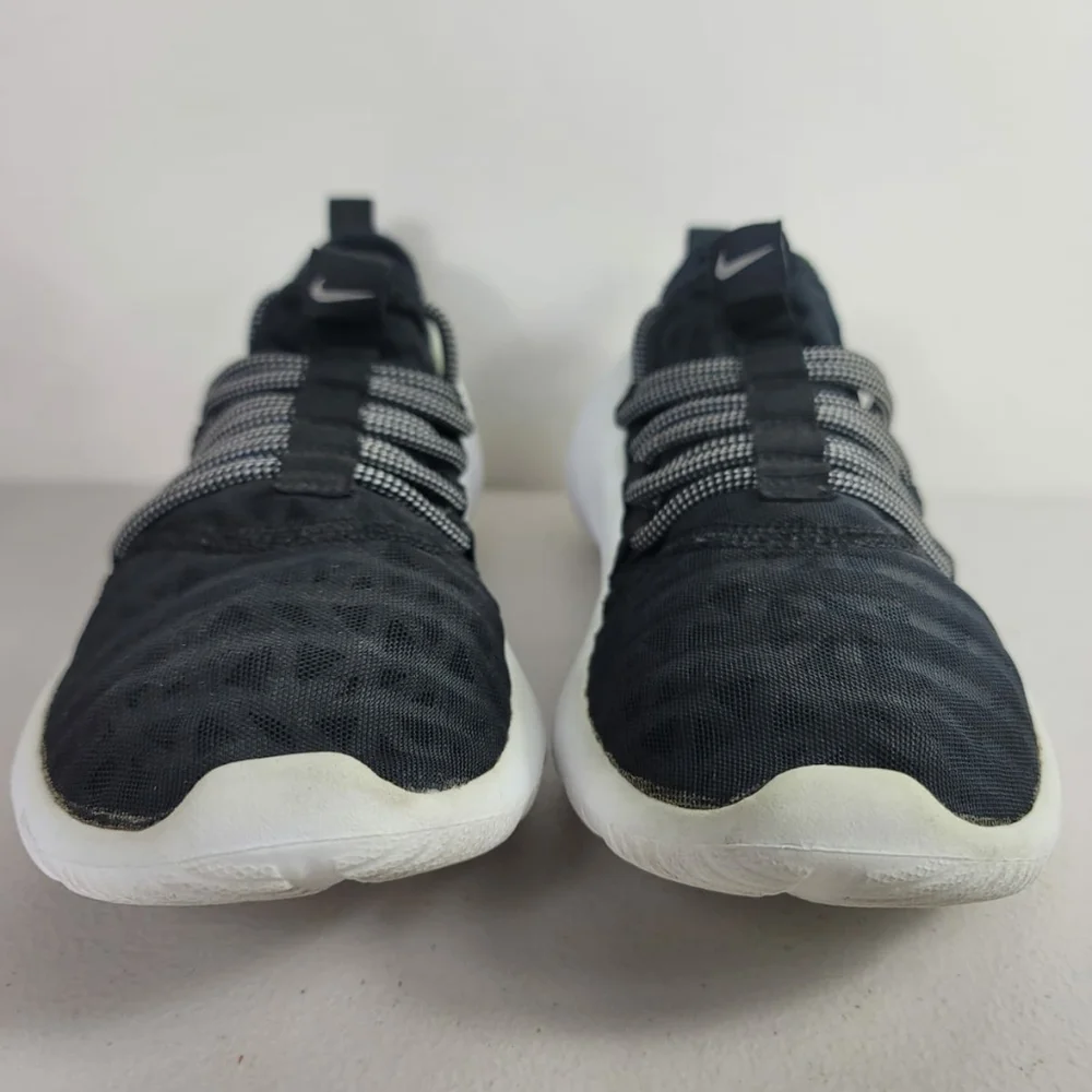 Nike Payaa W Woman's Training Sneakers Black White US 7